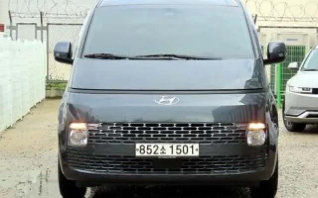 EV4스탠다드 중고차 스타리아 LPG 카고 모던 매물 사진 18 - 2023/11 100,899km