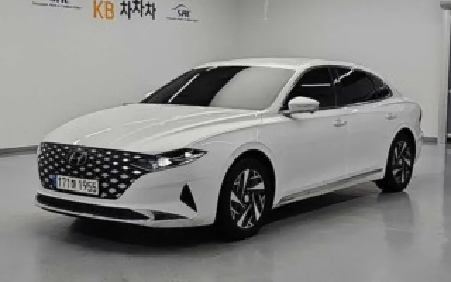 EV4스탠다드 중고차 더 뉴 그랜저 IG 하이브리드 르블랑 매물 사진 3 - 2022/06 42,831km