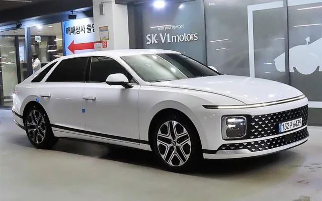 EV4스탠다드 중고차 그랜저 (GN7) 가솔린 2.5 2WD 매물 사진 12 - 2024/04 16,384km